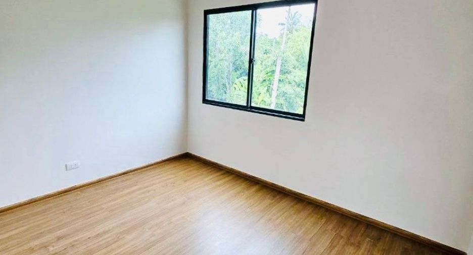 出售 3 卧室 联排别墅 在 Bang Kruai, Nonthaburi