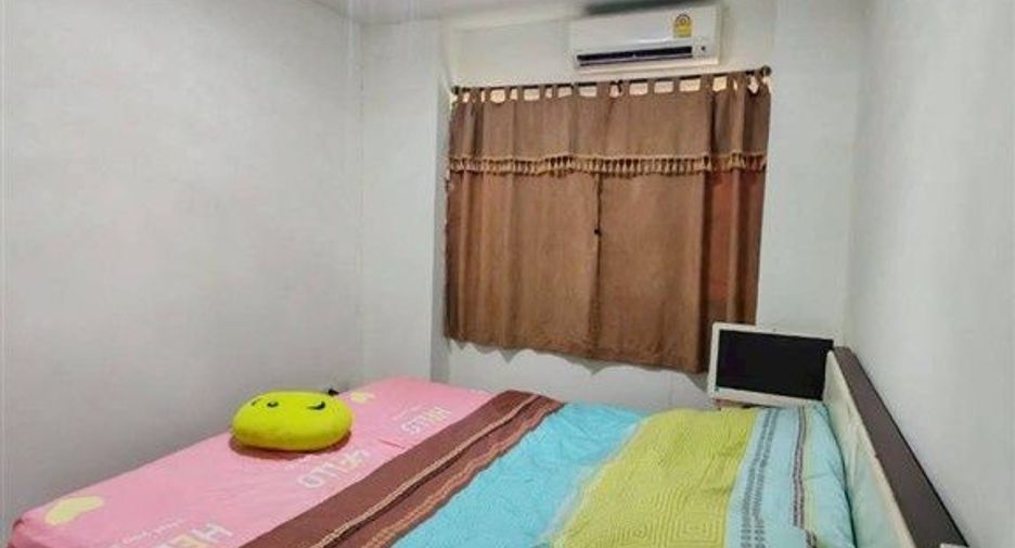 Casa adosada en venta de 3 habitaciones en Bang Phli, Samut Prakan