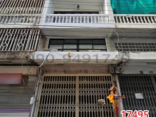 For rent 3 bedrooms retail Space in Bang Kho Laem, Bangkok