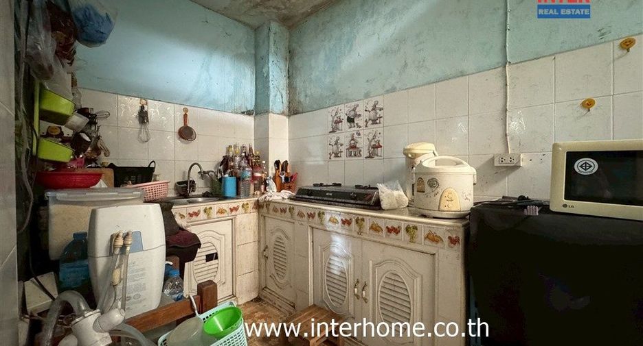 For sale 2 bedrooms townhouse in Don Mueang, Bangkok