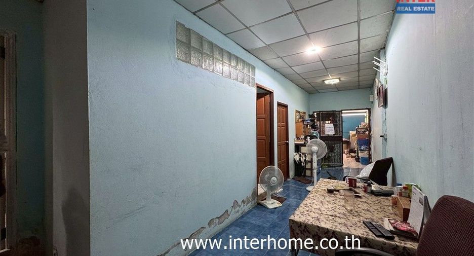 For sale 2 bedrooms townhouse in Don Mueang, Bangkok