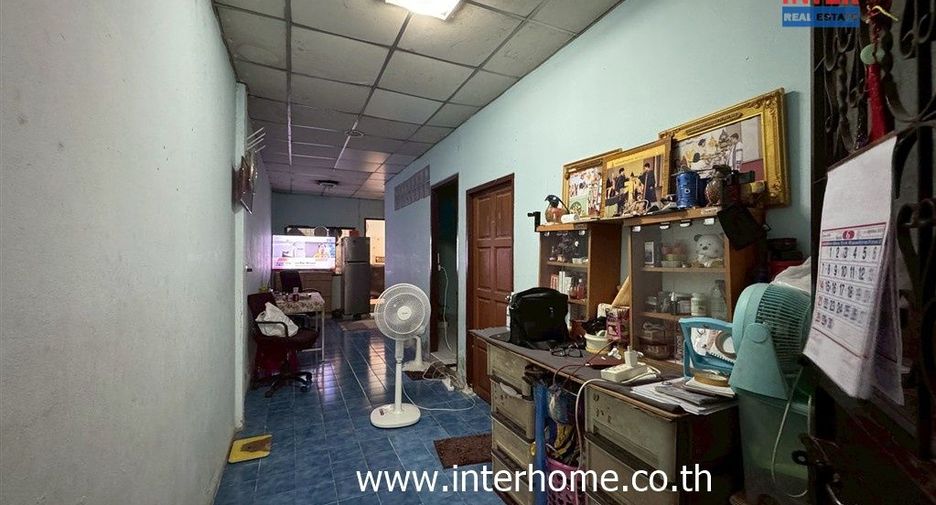 For sale 2 bedrooms townhouse in Don Mueang, Bangkok