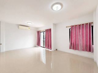 For sale 4 ベッドルーム townhouse in Mueang Phuket, Phuket