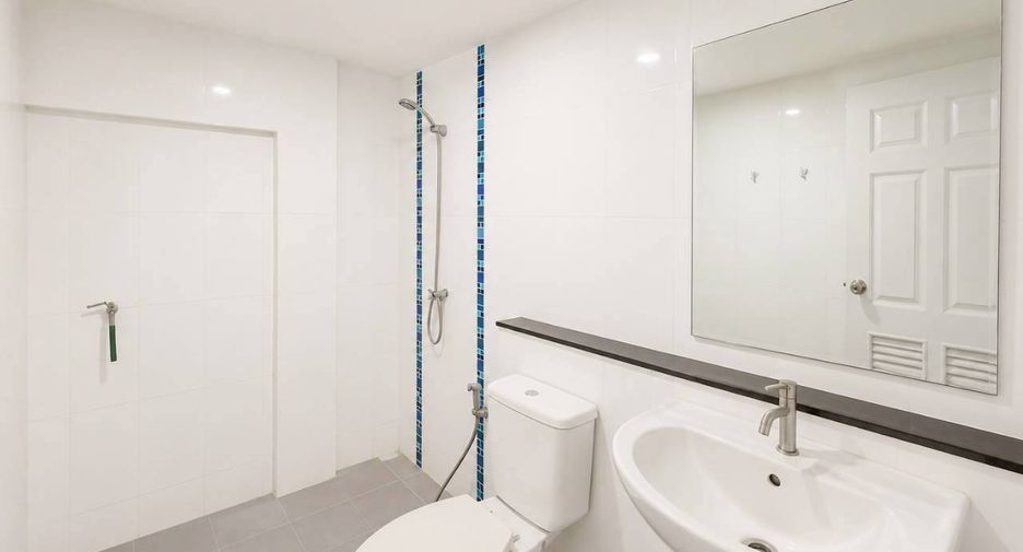 Reihenhaus zum Kauf mit 4 Zimmer in Mueang Phuket, Phuket
