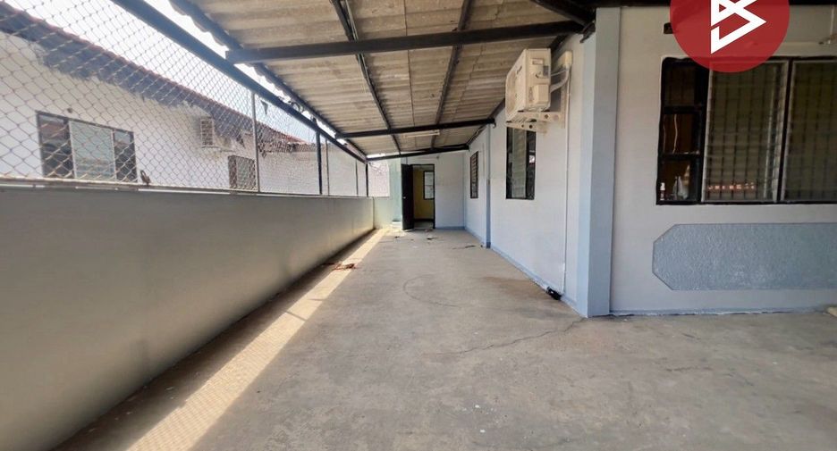 À vendre 2 chambres maison de ville à Bang Len, Nakhon Pathom