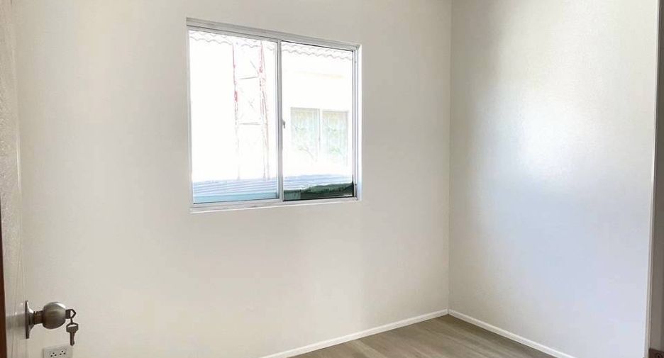 Reihenhaus zum Kauf mit 3 Zimmer in Thalang, Phuket