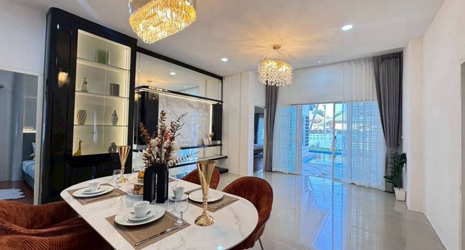 For rent 5 bedrooms villa in Bang Lamung, Chonburi