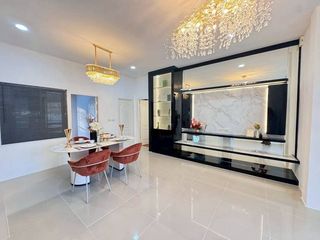 For Rent 5 Bedroom Villa In Bang Lamung, Chonburi