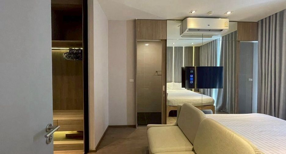 For rent 1 bed condo in Khlong Toei, Bangkok