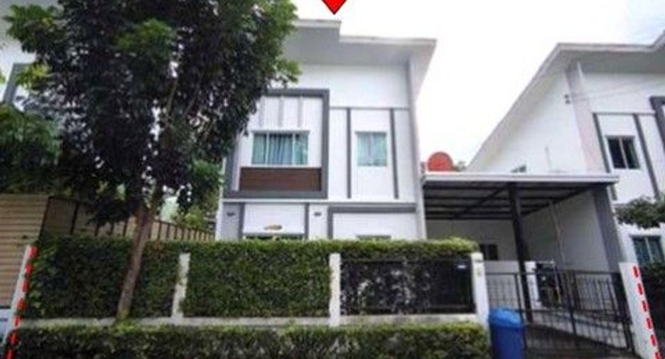Haus zum Kauf mit 1 Zimmer in Ban Bueng, Chonburi