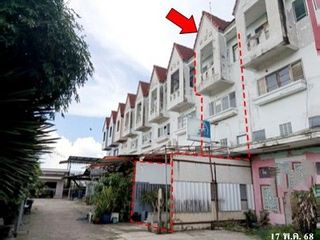 For sale 1 bed retail Space in Ban Bueng, Chonburi