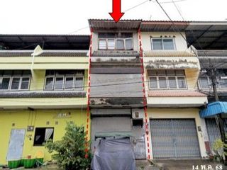 For sale 1 bed retail Space in Ban Bueng, Chonburi