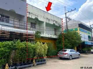 For sale 1 bed retail Space in Ban Bueng, Chonburi