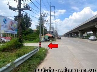 For sale 1 bed retail Space in Ban Bueng, Chonburi