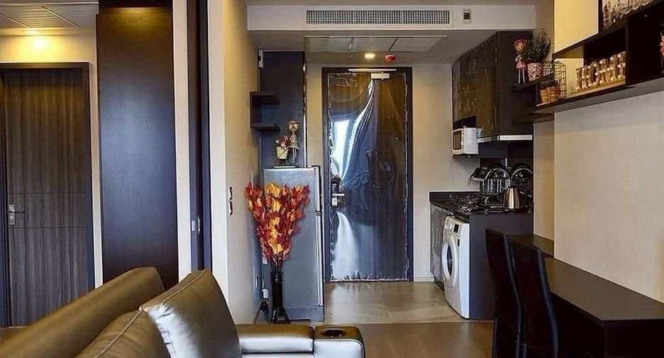 Аренда 1 кровать кондо в Кхлонг Тоеи, Бангкок