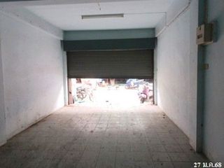 For sale 1 bed retail Space in Ban Bueng, Chonburi