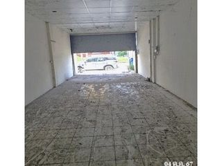 For sale 1 bed retail Space in Ban Bueng, Chonburi