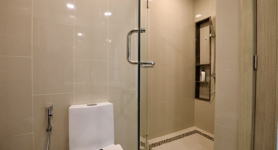 À vendre 2 chambres condo à Pratumnak, Pattaya