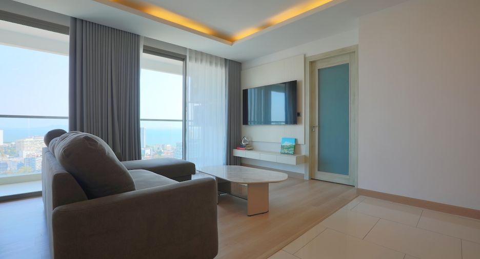 À vendre 2 chambres condo à Pratumnak, Pattaya
