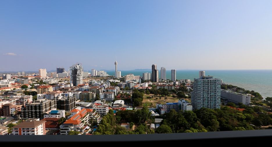 À vendre 2 chambres condo à Pratumnak, Pattaya