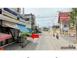 For sale 1 bed retail Space in Ban Bueng, Chonburi