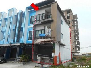 For sale 1 bed retail Space in Ban Bueng, Chonburi