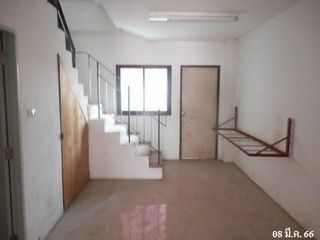 For sale 1 bed retail Space in Ban Bueng, Chonburi