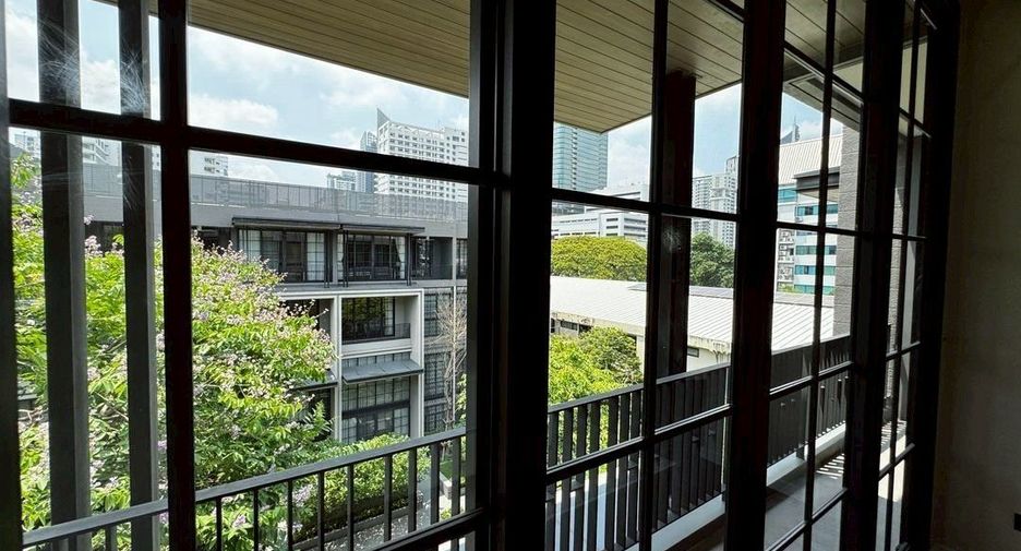 出租 和 出售 4 卧室 独立屋 在 Watthana, 曼谷