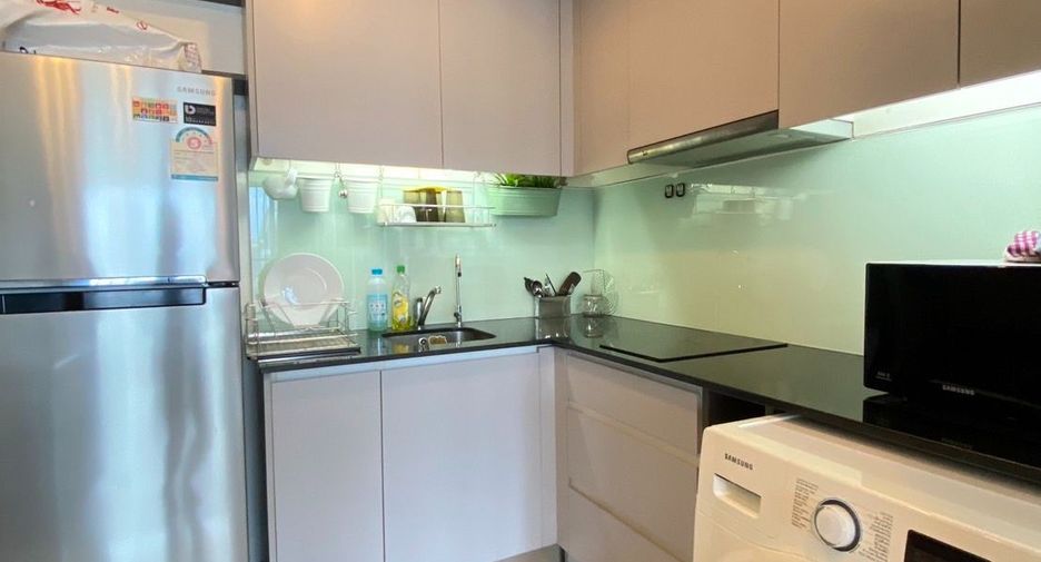 For rent 1 bed condo in Watthana, Bangkok
