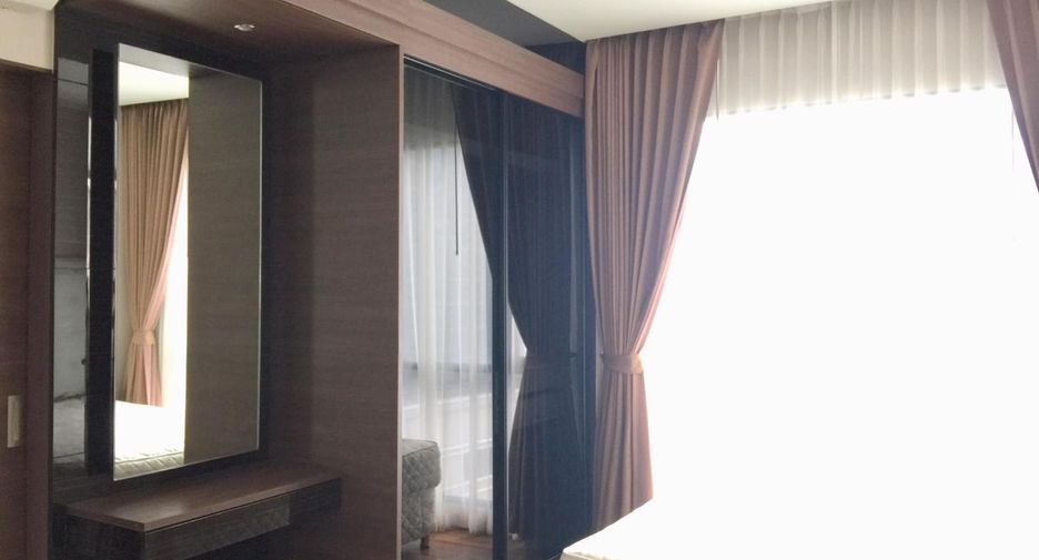 Wohnung zur Miete mit 1 Zimmer in Huai Khwang, Bangkok