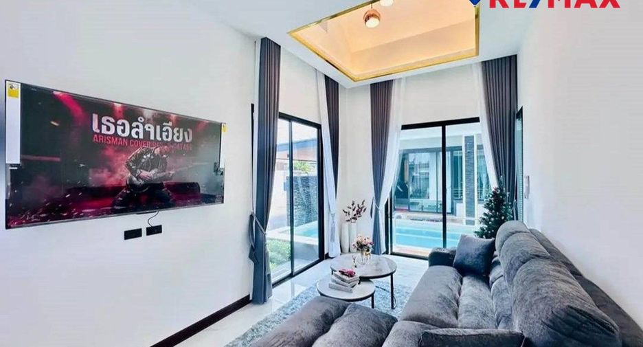 For sale 3 bedrooms house in East Pattaya, Pattaya