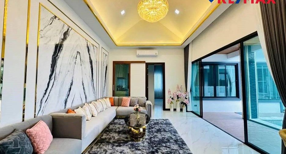 For sale 3 bedrooms house in East Pattaya, Pattaya