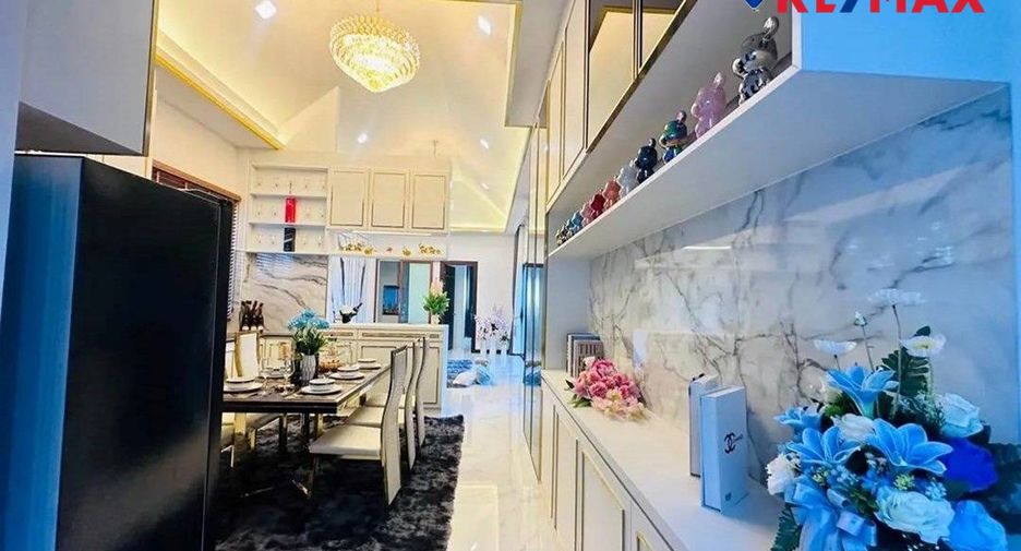 For sale 3 bedrooms house in East Pattaya, Pattaya
