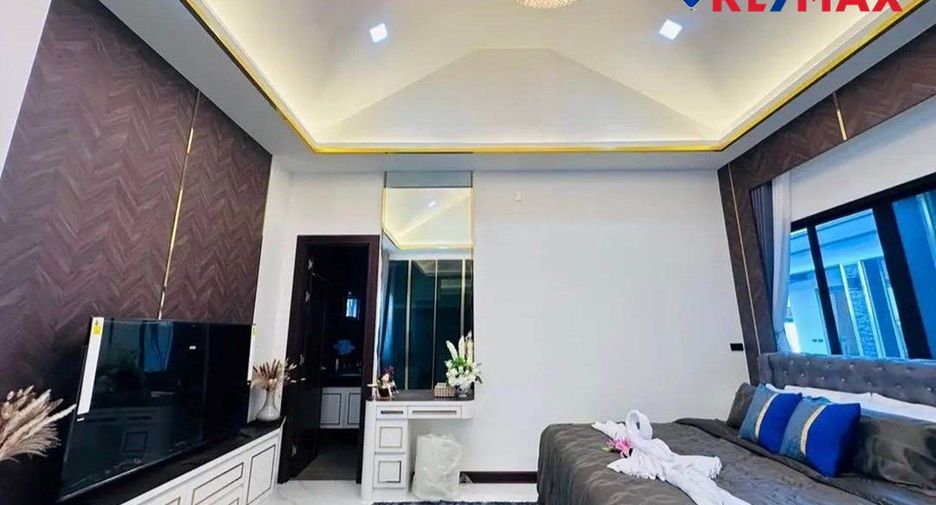 For sale 3 bedrooms house in East Pattaya, Pattaya