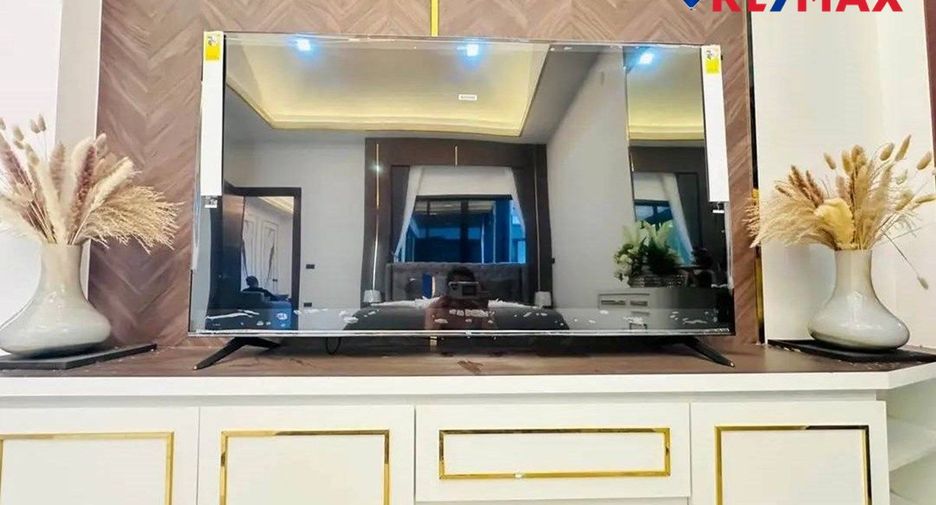 For sale 3 bedrooms house in East Pattaya, Pattaya