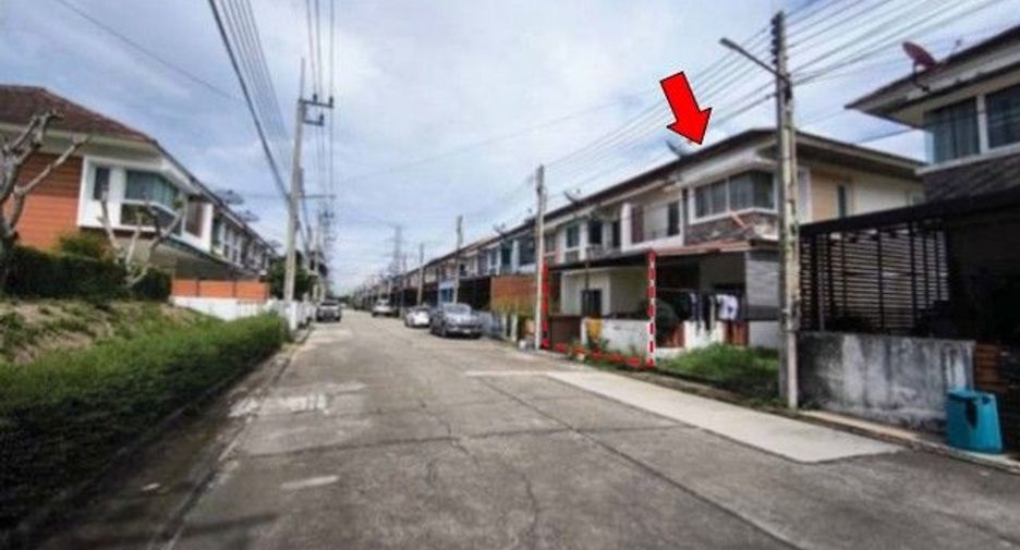 Casa adosada en venta de 1 habitaciones en Ban Khai, Rayong