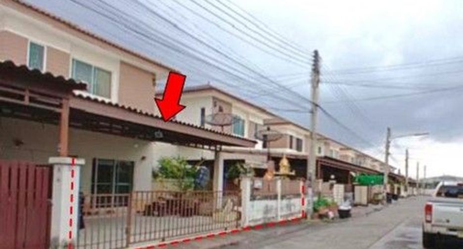 Haus zum Kauf mit 1 Zimmer in Ban Bueng, Chonburi