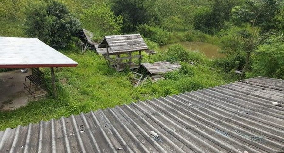 À vendre terrain à Phon Sawan, Nakhon Phanom