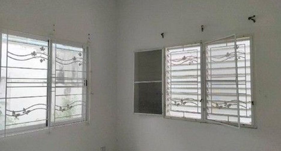Casa en venta de 1 habitaciones en Ban Bueng, Chonburi