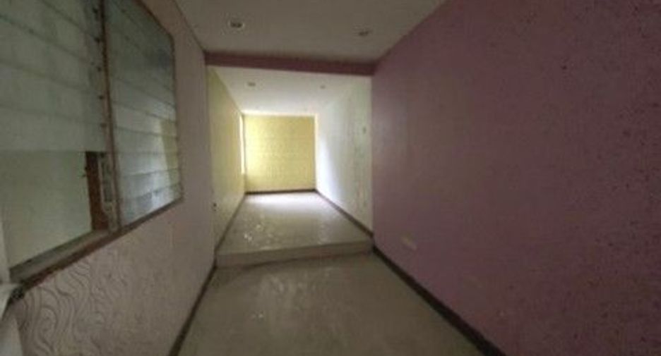 Haus zum Kauf mit 1 Zimmer in Ban Bueng, Chonburi