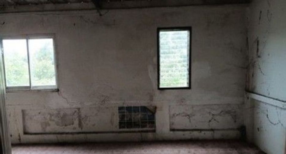 Haus zum Kauf mit 1 Zimmer in Ban Bueng, Chonburi