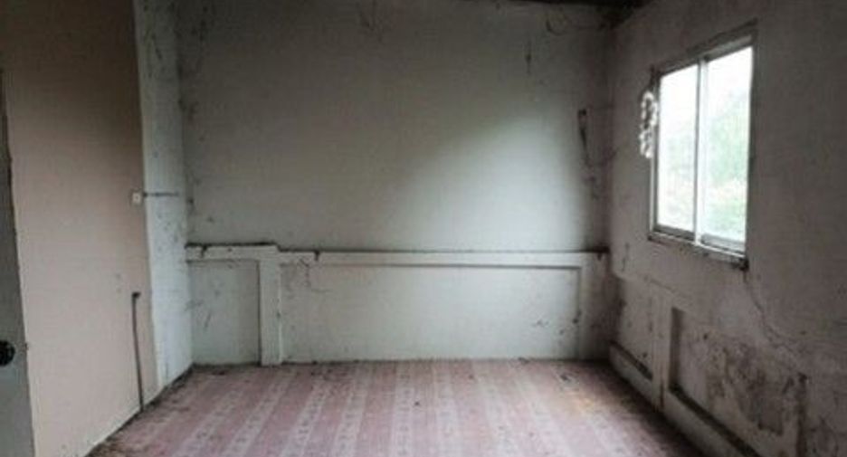 Haus zum Kauf mit 1 Zimmer in Ban Bueng, Chonburi