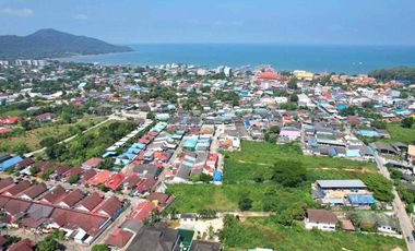 À vendre et à louer terrain à Sattahip, Chonburi