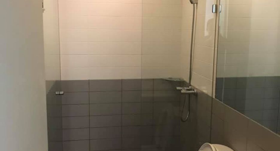 For rent 2 ベッドルーム condo in Huai Khwang, Bangkok