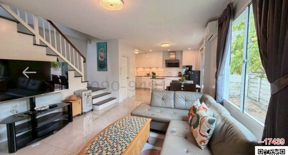 Haus zur Miete mit 3 Zimmer in Bang Kapi, Bangkok