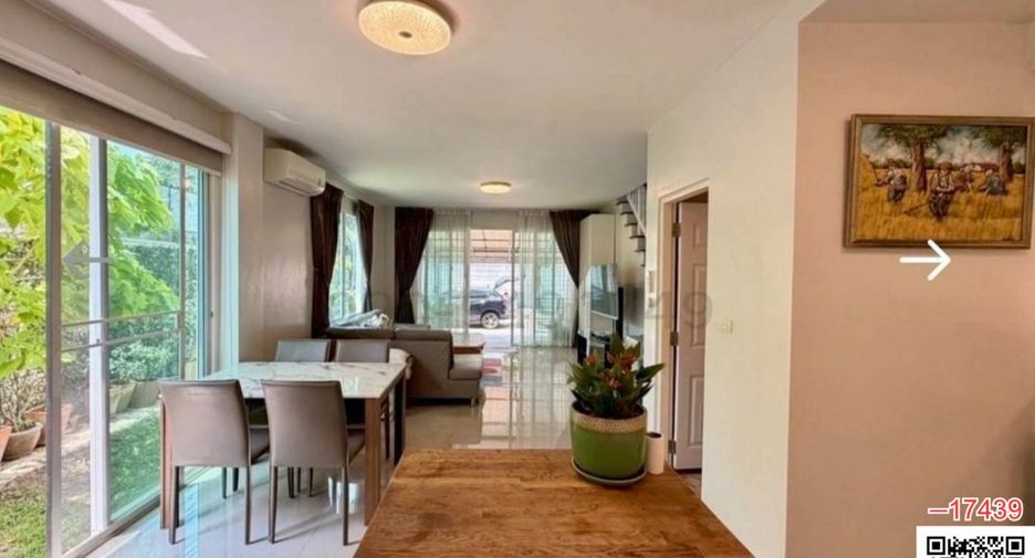 Haus zur Miete mit 3 Zimmer in Bang Kapi, Bangkok
