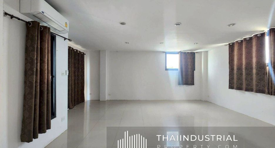 For rent warehouse in Lam Luk Ka, Pathum Thani