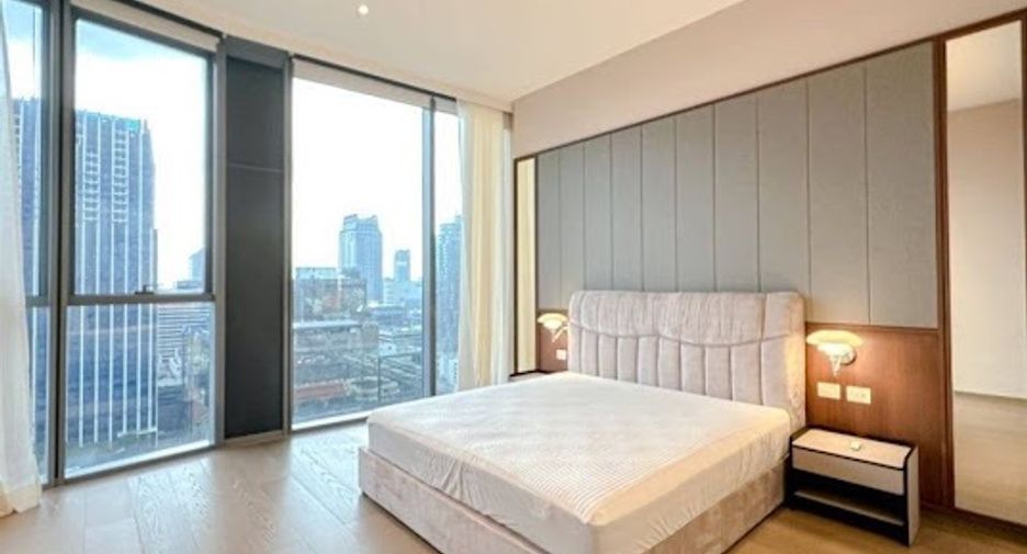 À louer 3 chambres condo à Pathum Wan, Bangkok