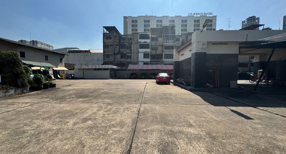 For sale land in Bang Phlat, Bangkok