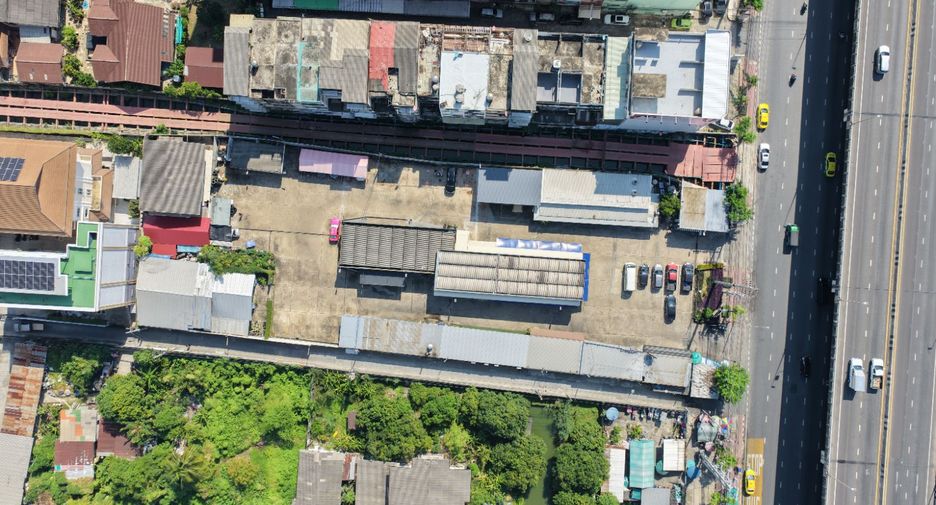 For sale land in Bang Phlat, Bangkok